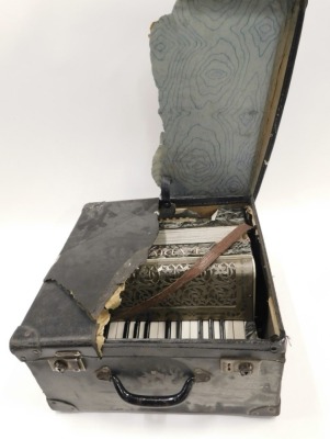 A German La Davina piano accordion, with marbled and plated decoration, in fitted box. (box AF) - 3