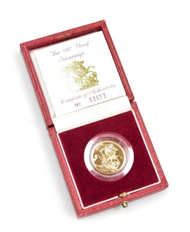 An Elizabeth II gold proof sovereign 1987, with certificate, boxed, 8.0g.