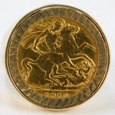 A George V half gold sovereign, dated 1918, in a 9ct gold ring mount, London 1986, size R, 8.8g. - 2