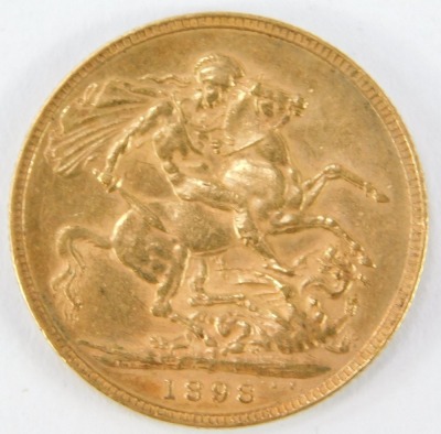 A Queen Victoria full gold sovereign, dated 1893, 8g, in leather case. - 2