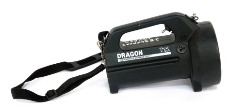 A Dragon 12v portable search light, T12. NB. We have specific vendor instructions to sell WITHOUT RESERVE.WARNING! This lot contains untested or unsafe electrical items.  It is supplied for scrap or re-conditioning only. TRADE ONLY 