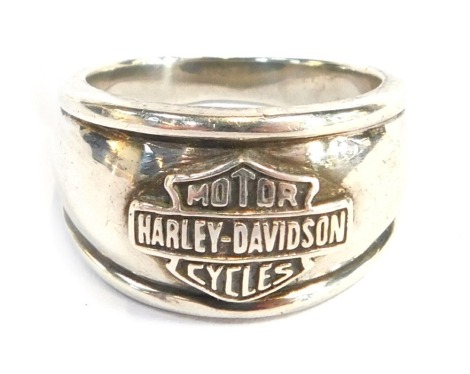 A silver Harley Davidson Motorcycles signet ring, ring size Z+1, 19.5g.