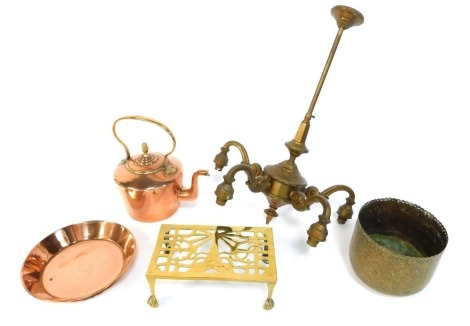 A collection of copper and brass wares, to include brass trivet, copper and brass kettle, brass light fitting, etc. (a quantity)