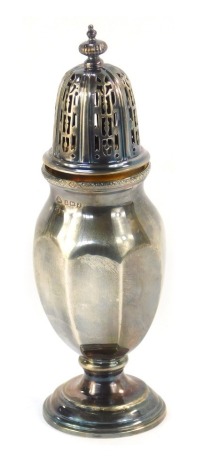 A George VI silver sugar sifter, of semi fluted form, Birmingham 1933, 4.69oz.