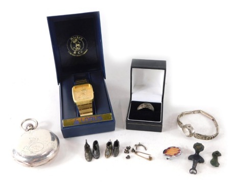 A Lorus gent's wristwatch, silver plated pocket watch, miniature brass wares, marcasite lady's wristwatch, a Butlins Filey 1967 collectors pin, etc. (1 tray)