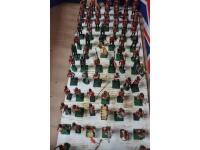 Various modern die-cast toy soldiers including various colonial troops and foreign regiments.