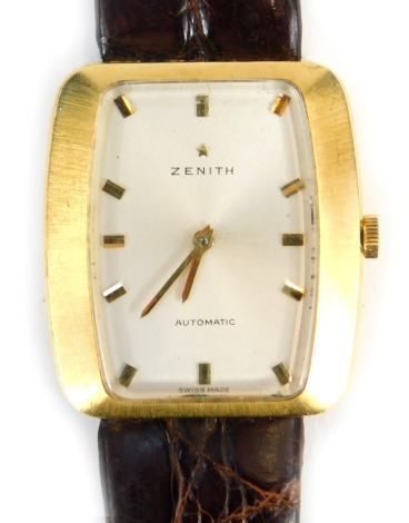 A Zenith automatic gentleman's wristwatch, with leather strap.