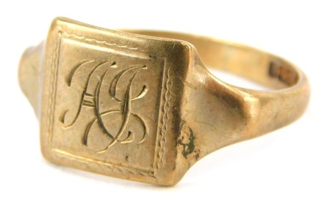 A 9ct gold signet ring, with square panel bearing the initials AJ, 3.1g.