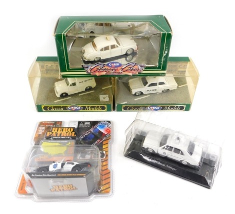 A group of Police related diecast vehicles, to include Corgi Classic Cars Jaguar MkII, a D957 Morris 1000 van, D708 Ford Cortina Saloon, etc. (1 tray)