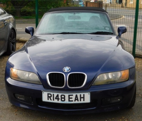 A BMW Z3 Roadster. two seater convertible, Registration R148 EAH, petrol, 1.9l, blue, 113,521 recd miles, first registered September 1997, MOT expired 21/12/2020, No V5 or paperwork present.