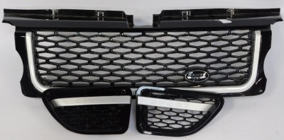 Landrover and Rangerover grills and trim. (a quantity). - 2