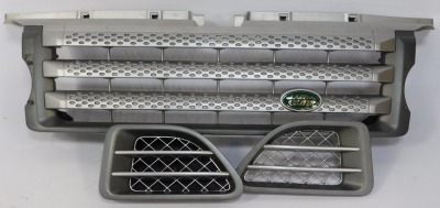 Landrover and Rangerover grills and trim. (a quantity). - 3