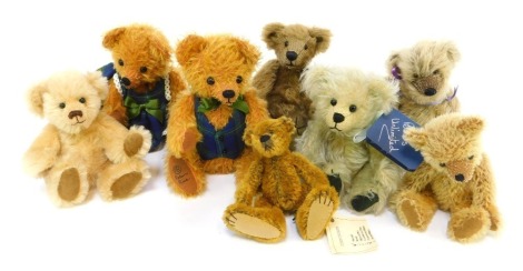 Eight mohair Teddy bears, brands to include Bear Legends Spruce, Greetwell Bears, Bears by Maryke, Issy Bears, the largest 18cm high.