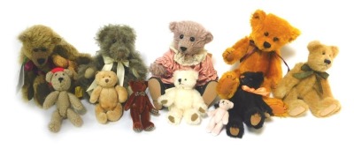 A group of mohair and other Teddy bears, brands to include H M Bears, Bear Legends, Boyds Bears, etc. (1 tray)