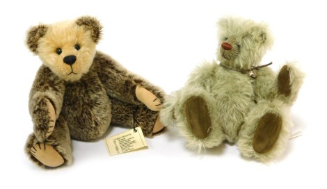 Two mohair Teddy bears, comprising an Issy Bears bear name Burleigh, designed and made by Carde Richardson, 20cm high, and a Pipkins Bears mohair bear named George, limited of three, 20cm high.