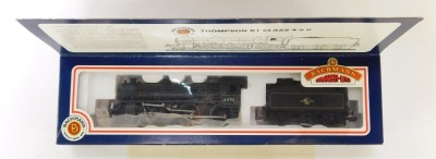 A Bachmann Branchline OO gauge Thompson B1 Class 4-6-0 locomotive, 61190, BR lined black, 31-702A, boxed. - 3