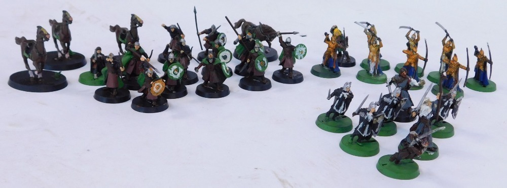 A group of Deagostini Games Workshop Lord of the Rings Battlegames