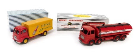 Dinky Supertoys reproduction diecast, including 943 Leyland Octopus tanker Esso, and 920 Guy van Heinz, boxed. (2)