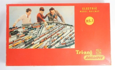 Hornby Dublo Kit Master and Tri-ang OO gauge train set and accessories, including RS1 train set, Princess Elizabeth BR Passenger set, Hornby OO D1 through station, Hornby OO Pullman coaches, grey five plank wagon, mineral wagon D2, etc. (a quantity) - 5