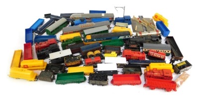 A quantity of OO gauge rolling stock, kit built bodies, locomotives, Thomas the Tank Engine locomotive, etc. (1 box) - 2