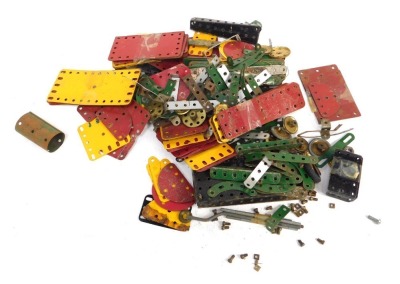 A group of loose Meccano pieces. (1 tub) - 2