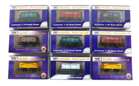 Dapol OO gauge rolling stock, to include Macclesfield Co-op Milk Services, six wheel trailers, etc., boxed. (9)