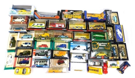 A quantity of diecast vehicles, to include Corgi Wheels, Classic Corgi models, 1:32 scale Fiat, Dinky, and other diecast and loose. (1 box)