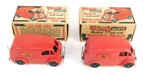 Two Tri-ang Minic clockwork Royal Mail vans, boxed. (2)