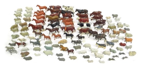 A group of Britain's and other farm animals, to include cows, horses, sheep and pigs. (1 tray)