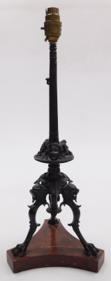 A late 19thC French bronze table lamp, of cast fluted column form, with masks and scrolling leaves, raised on three lion's head and paw feet, above a red marble triform base, with shade, 59cm high. - 2