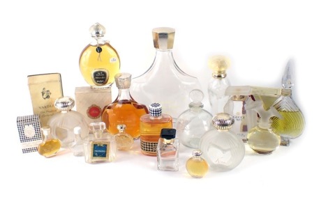 A group of perfume bottles, comprising mainly empty examples, to include Gucci number three, Malmaison, Nina Ricci, and some partially filled bottles. (1 tray)