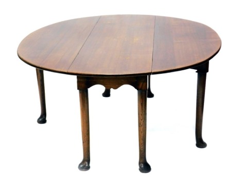 A 20thC oak wake table, with turned legs, and pad feet, 200cm long.