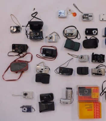 A quantity of early digital and other cameras, to include Sony, Kodak, Fuji, Ricoh, a Kodak Instamatic 56-X camera outfit, etc. (1 box) - 3