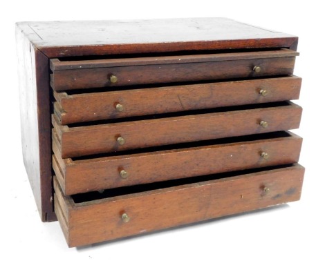 An oak engineer's type chest, with five graduated drawers, lacking outer doors, 27cm high, 42cm wide, 22.5cm deep. (AF)