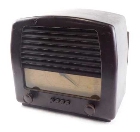 A GEC brown Bakelite valve radio, 39cm wide approx.