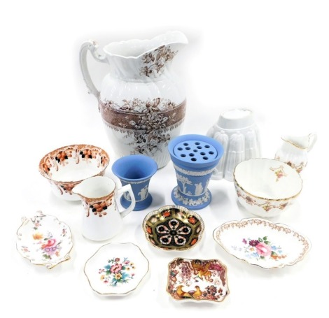 Collectors china, comprising a mid 20thC white ceramic jelly mould, Royal Crown Derby, Aynsley and other pin dishes, two pale blue Jasperware vases, wash jug, etc. (a quantity)