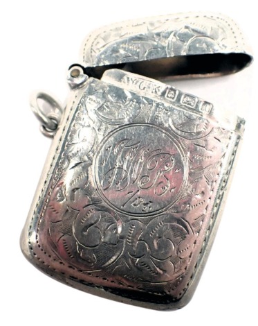 An Edwardian silver vesta case, engraved with scrolls and with initials to centre, Birmingham 1903, 0.90oz.