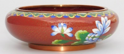 A Chinese iron red ground cloisonne enamel vase, of baluster form, decorated with blue flowers within a ground of gilt stars, 20.5cm high, and similar bowl, 16cm wide. (2) - 10