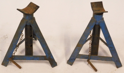 Two pairs of axle stands. - 2