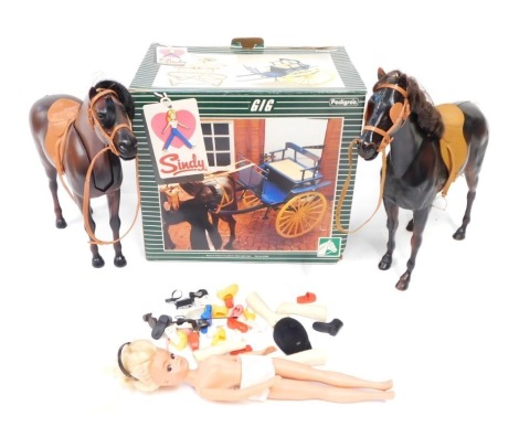 Sindy by Pedigree boxed gig and two chestnut horses, Sindy doll and accessories.