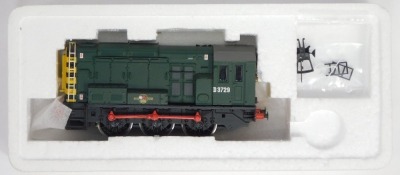 A Bachmann Branchline OO gauge Class 08 diesel shunter, D3729, BR green livery, 32-101, boxed. - 2