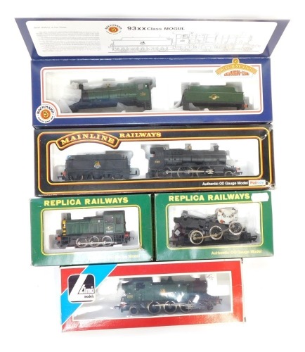 Bachmann Branchline, Mainline Railways, Replica Railways, and other locomotives and spares, including a Class 43XX Mogul locomotive, BR black livery, Class 08 diesel shunter, BR green livery, Bachmann Branchline Class 93XX locomotive body, etc. (1 tray)