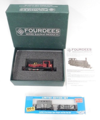 Fourdees Limited North Wales narrow gauge railway 009 gauge locomotive, Beddgelert, crimson livery, and an L & BR livery open wagon and box van set, boxed. (2)