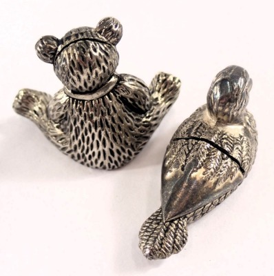 A quantity of plated metal menu holders, Teddy bears and ducks, stamped Silea, in a Stewart Millennium box. - 3