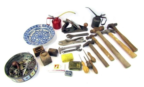 Vintage tools, to include hammers, planes, screwdrivers, box containing keys, pottery blue and white dish, etc.