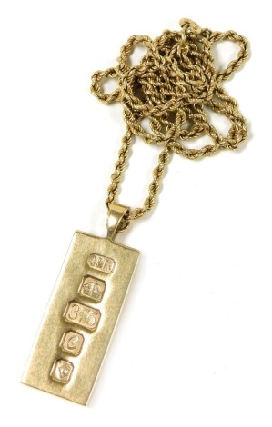 A 9ct gold ingot pendant, London 1977, on a 9ct gold rope twist neckchain, with a bolt ring clasp, 43.0g.