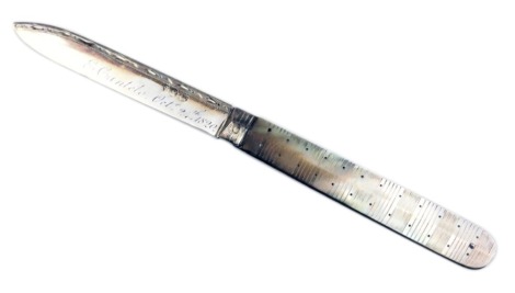 A George III silver and mother of pearl bound folding pocket knife, the blade engraved to E Cantelo, Octr 24th 1820, cased, Sheffield 1818.