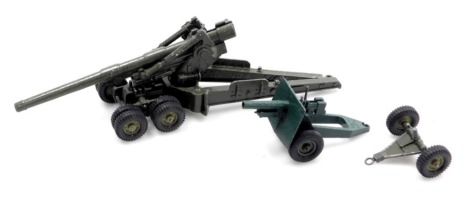 A Crescent Toys 155mm "Long Tom" artillery gun, number 155, boxed, together with a Britain's gun.