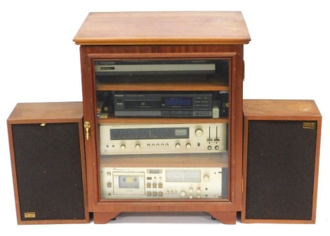 A later 20thC teak hi fi cabinet, containing a Garrard GT-35P turntable Realistic QTA-753 four channel stereo max receiver, Mitsubishi DT-4700 stereo cassette deck, and Panasonic SL-PJ324A compact disc player, together with a pair of Realistic MC-1000 spe