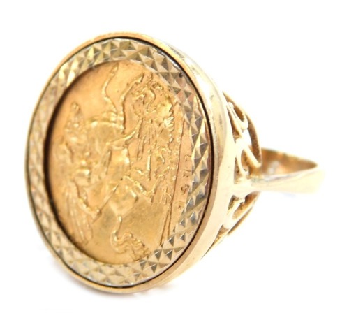 A George V gold half sovereign 1911, in a 9ct gold ring mount, size O, 8.5g all in.